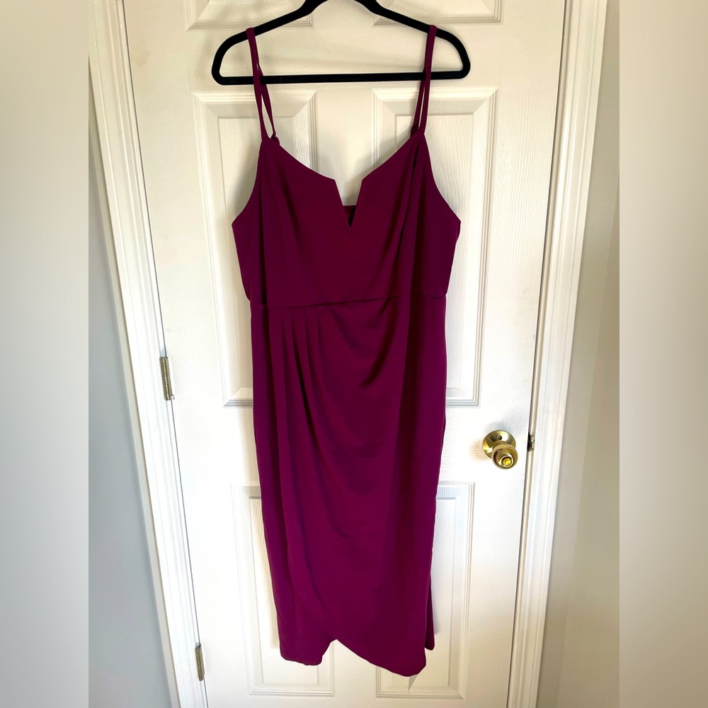 BloomChic Magenta Spaghetti-Strap Midi Dress